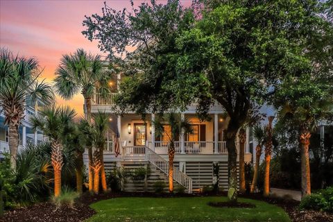 A home in Isle of Palms