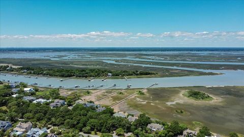 A home in Isle of Palms