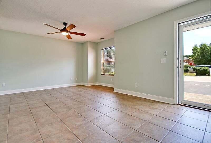 1403 Dove Run Drive B