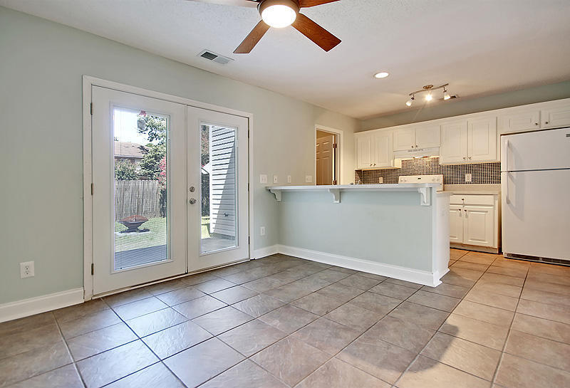 1403 Dove Run Drive B