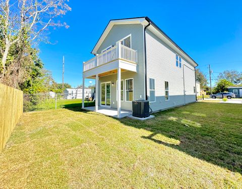 A home in North Charleston