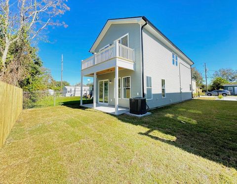 A home in North Charleston