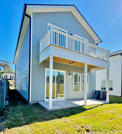 A home in North Charleston