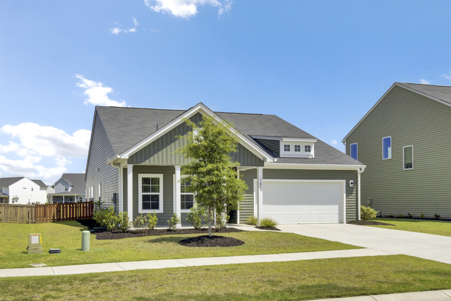 781 Sienna Way
