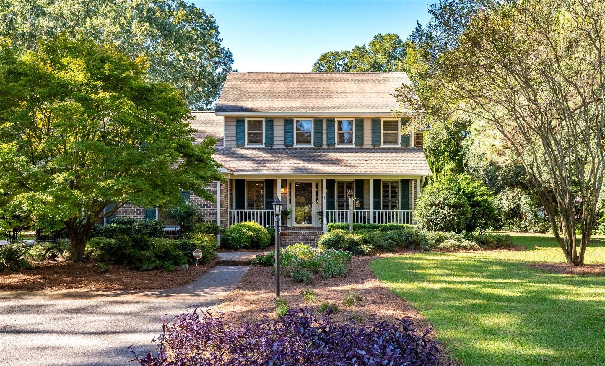 989 Three Trees Road