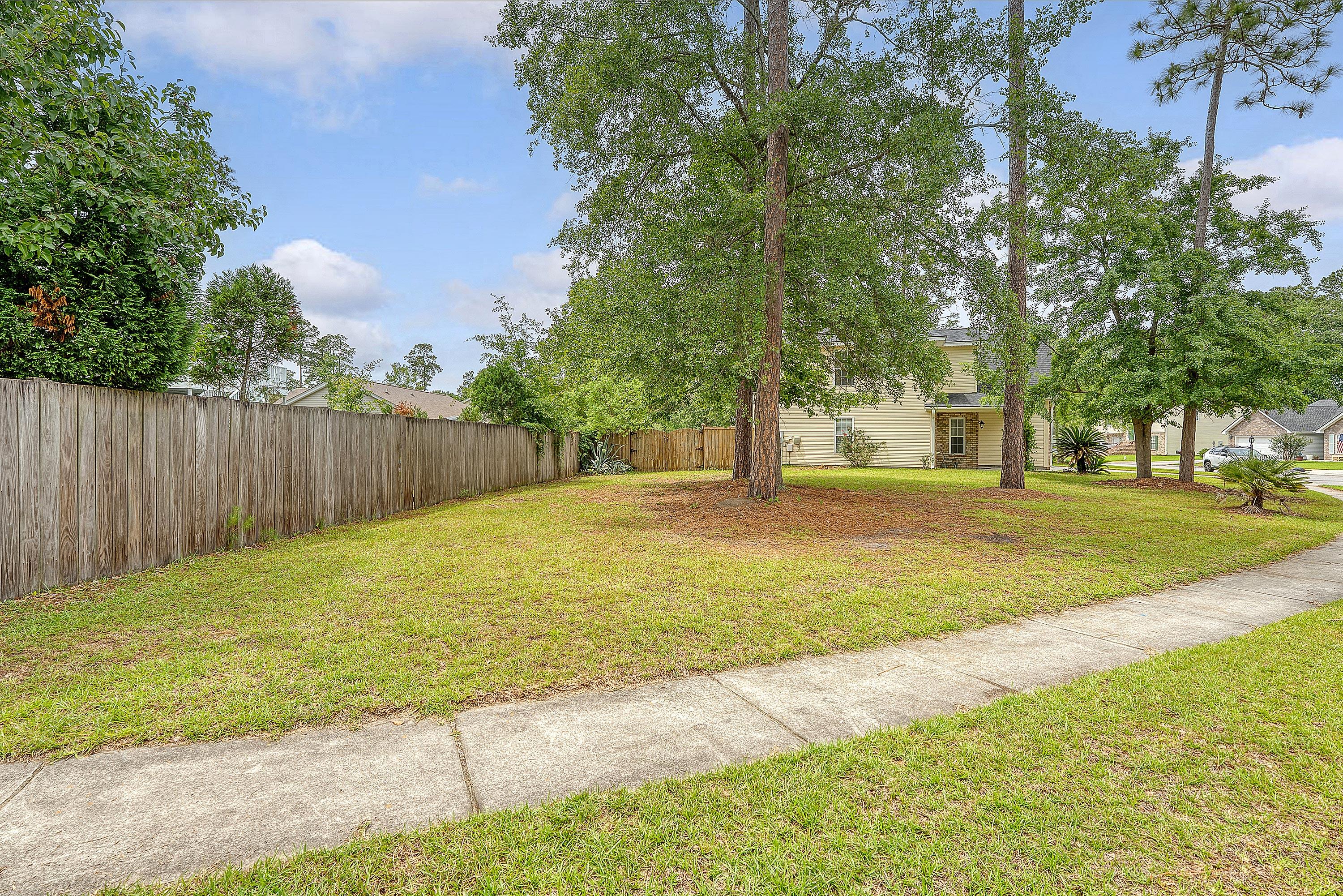1042 Cobblestone Boulevard