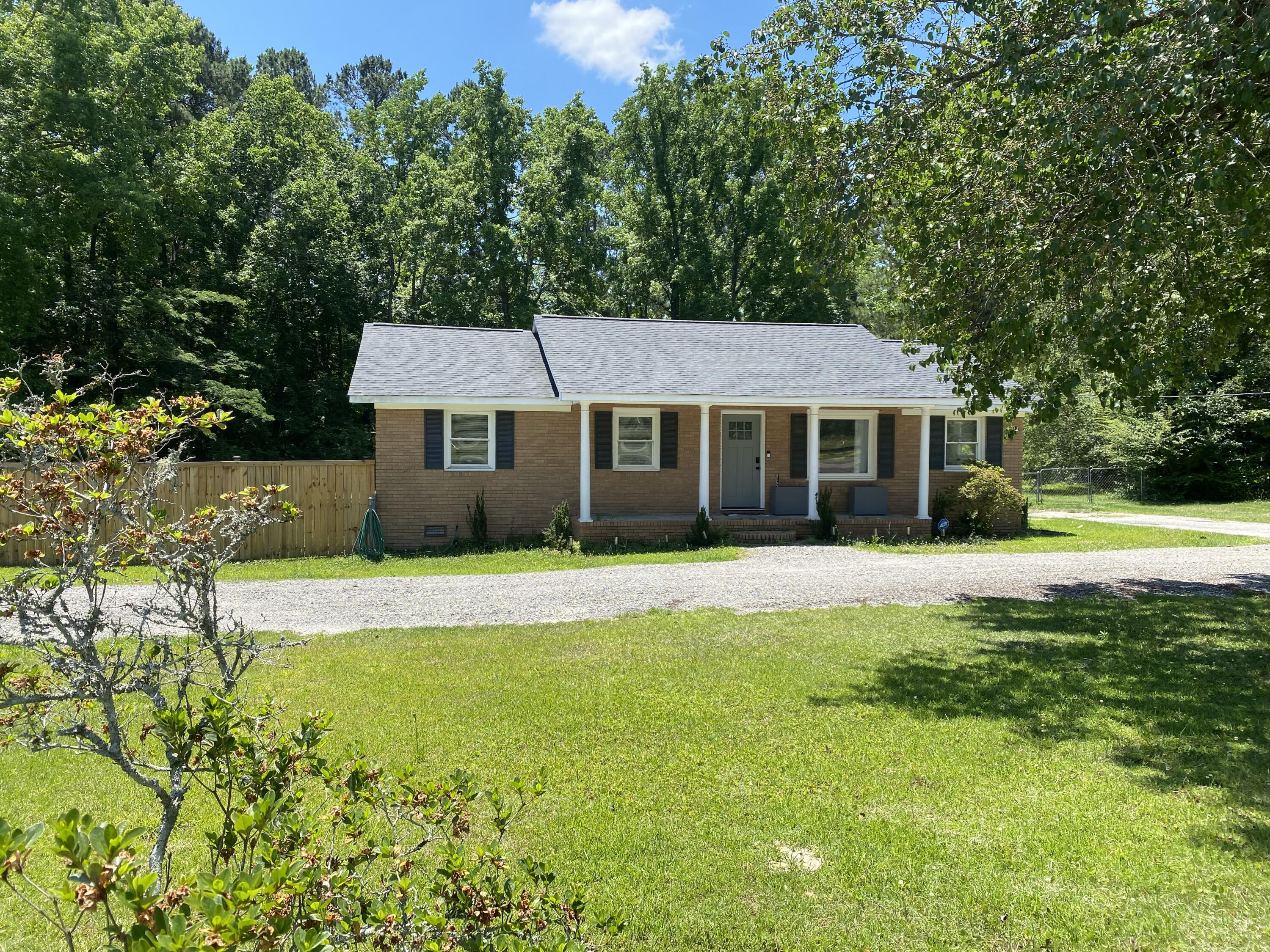 504 W Butternut Road