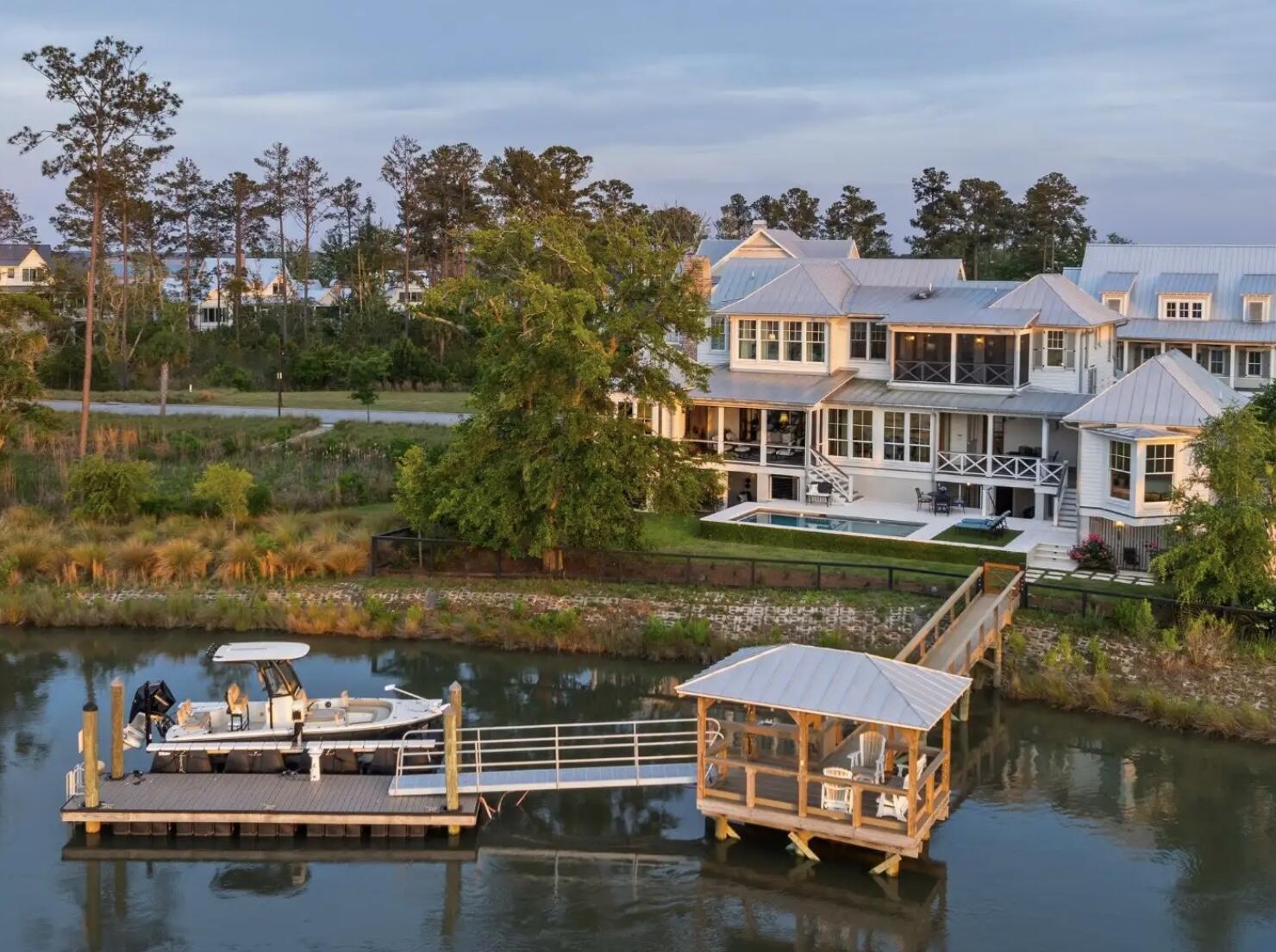 332 Bayley Road