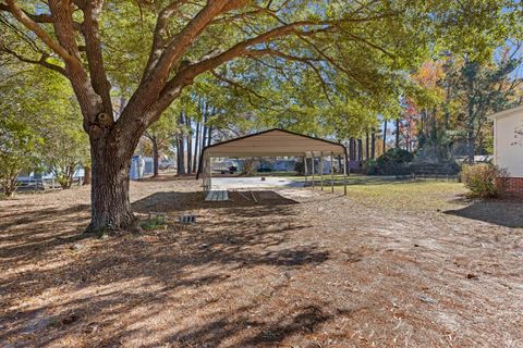 A home in Summerton