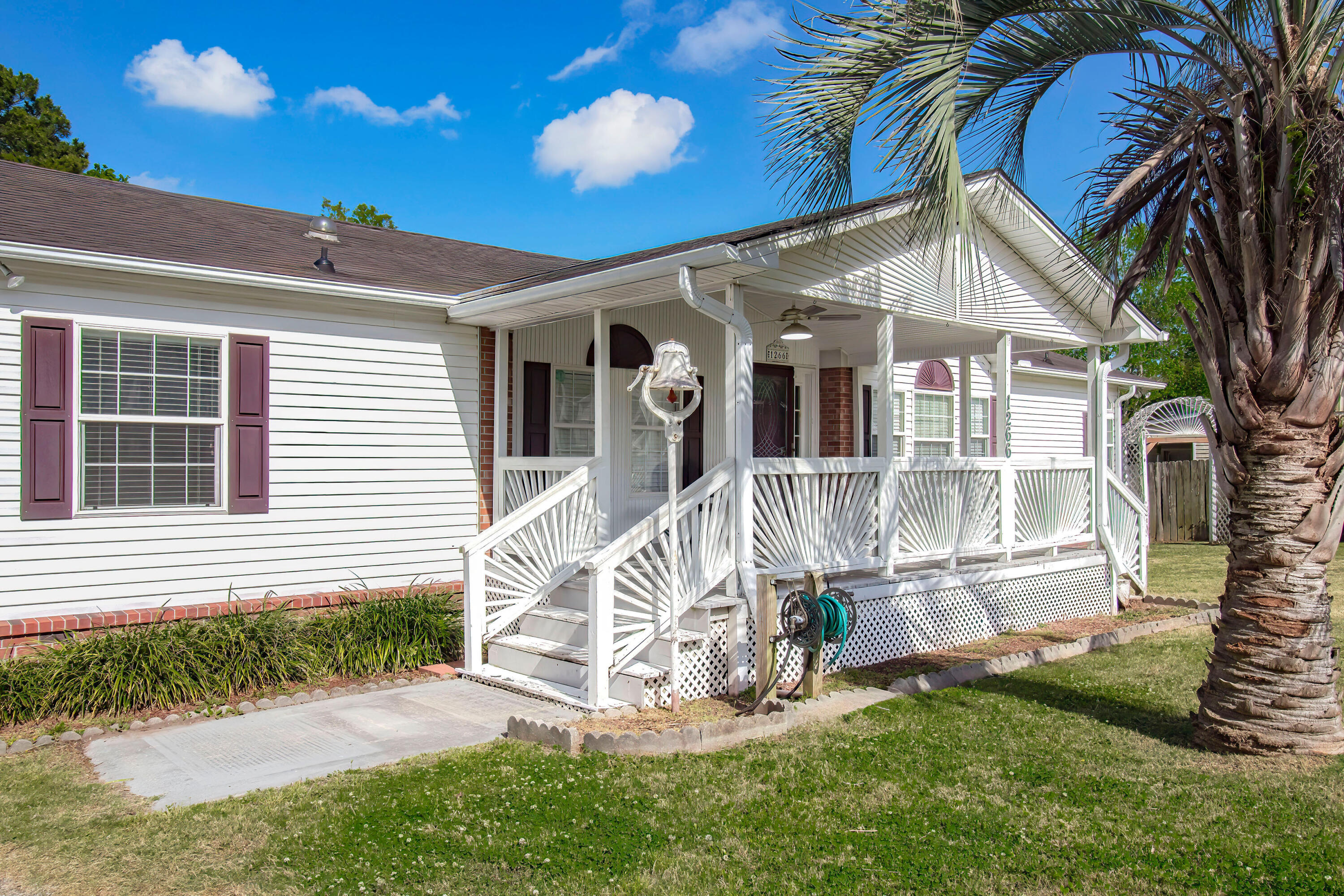 1266 Jerry Way