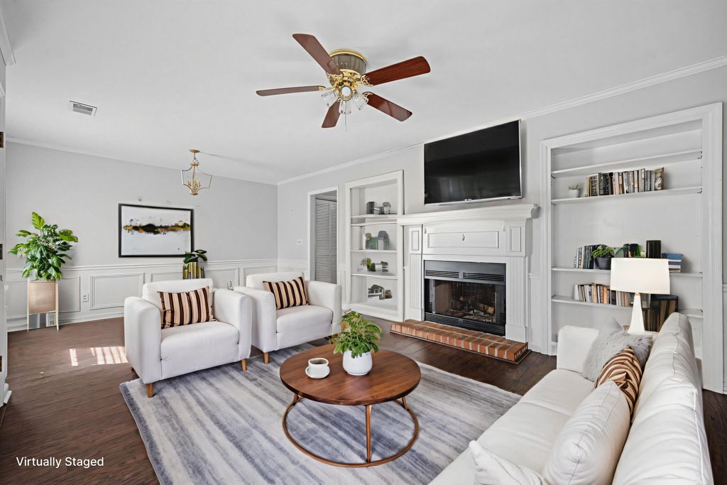 Photo of 302 Springview Lane #11, Summerville, SC 29485 (MLS # 26008039)