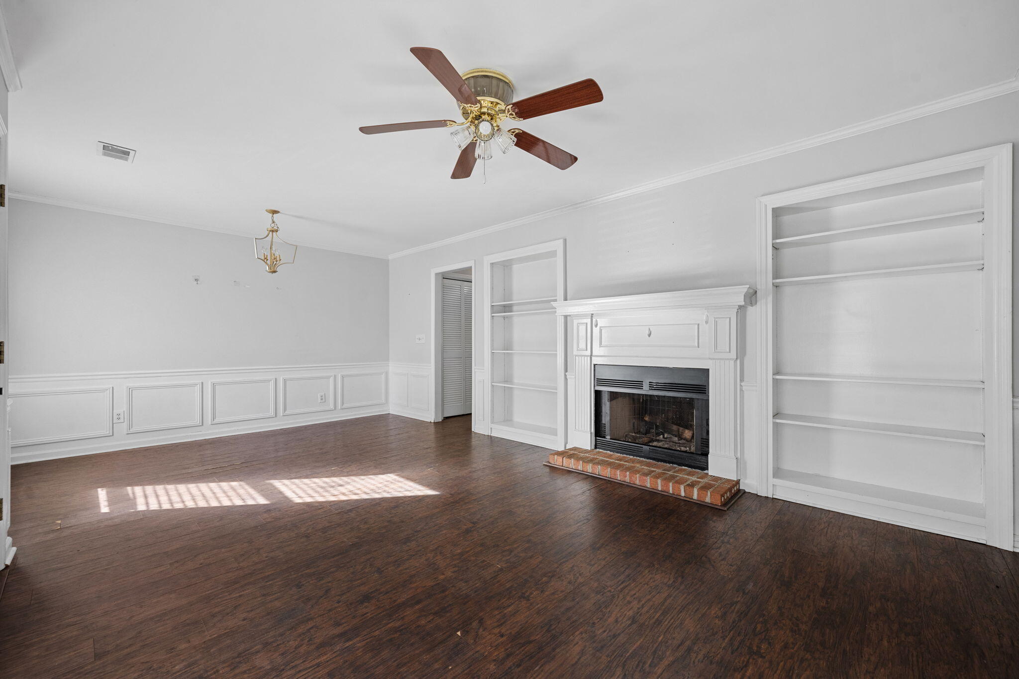 302 Springview Lane 11