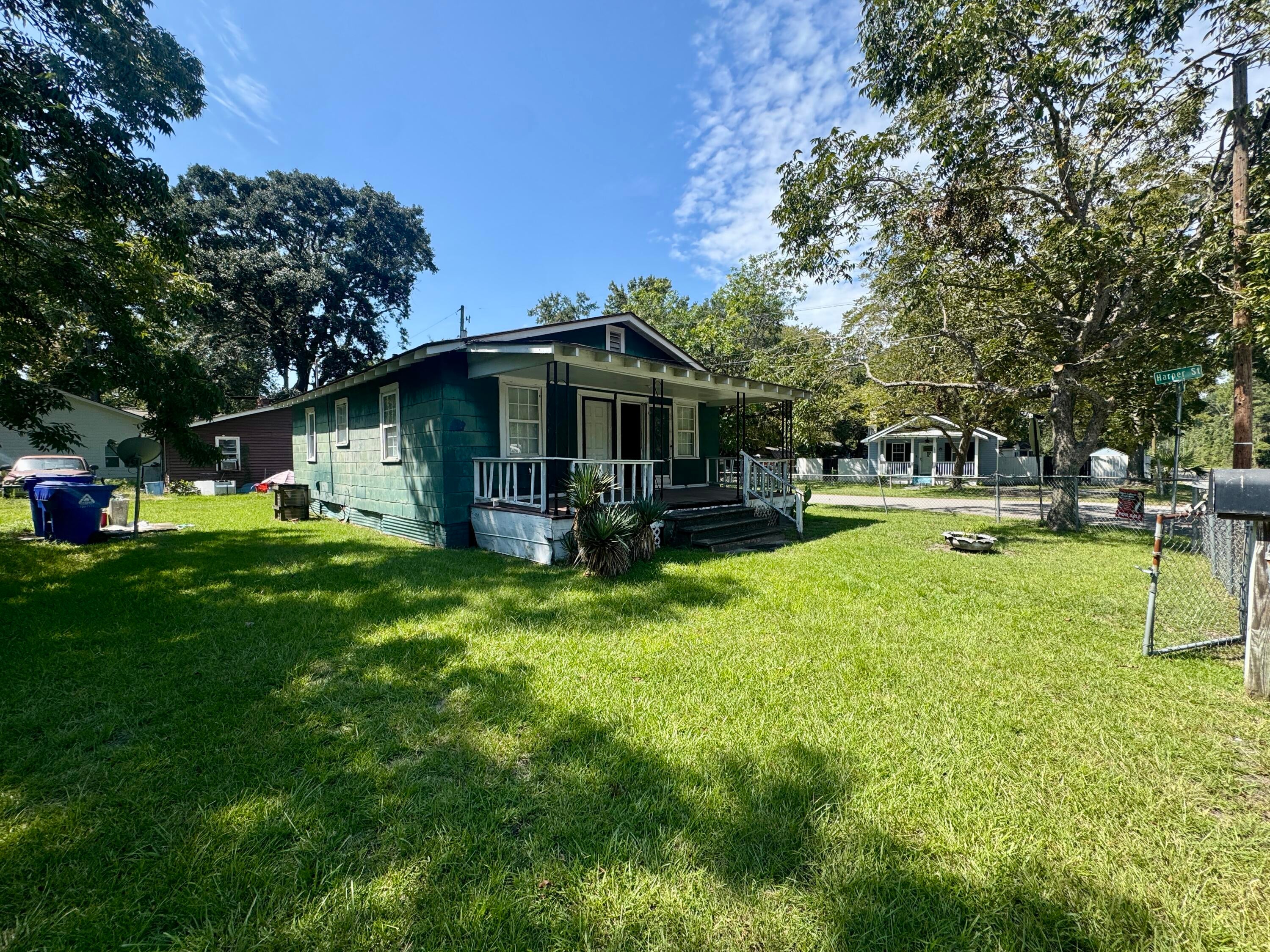 5067 Railroad Avenue