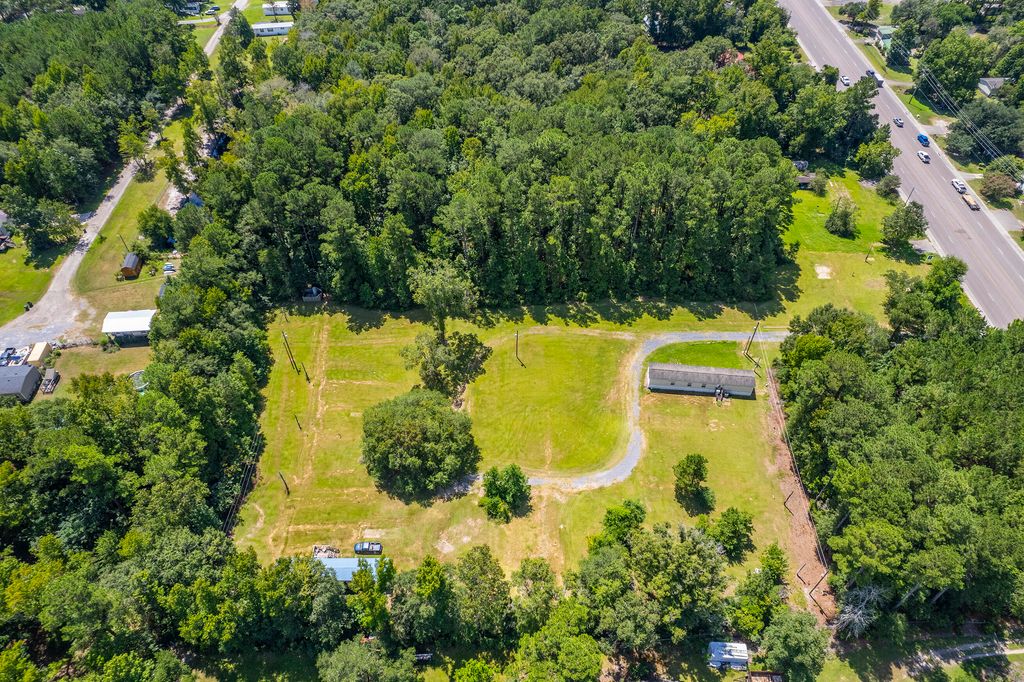 Photo of 2118 S Live Oak Drive, Moncks Corner, SC 29461 (MLS # 24021775)