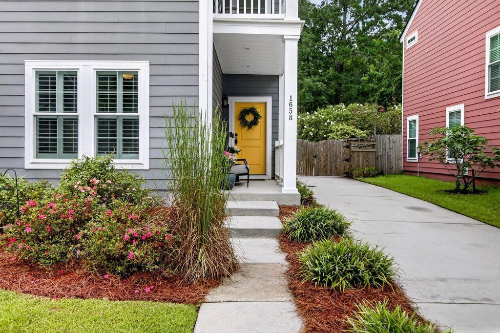 Photo of 1658 Sparkleberry Lane, Johns Island, SC 29455 (MLS # 26024555)