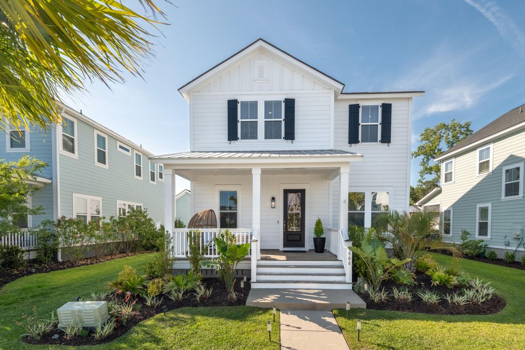 Photo of 1808 Agate Bay Drive, Mount Pleasant, SC 29466 (MLS # 26013299)