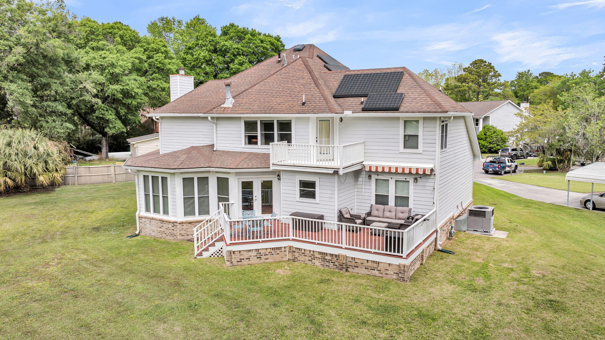 7 Forest Creek Court