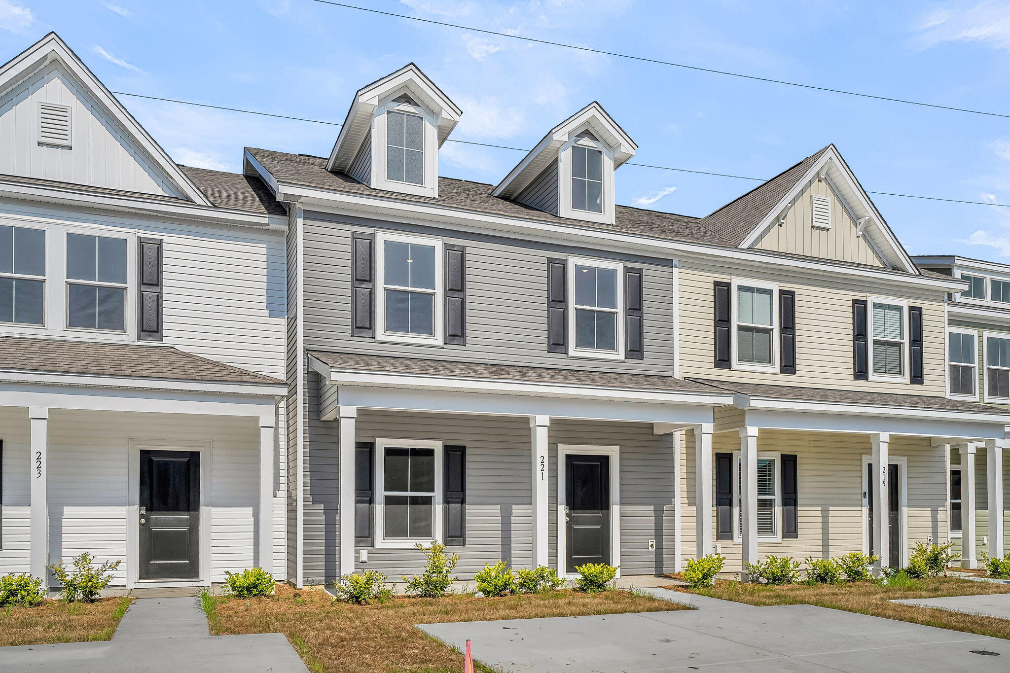 221 Harding Lane