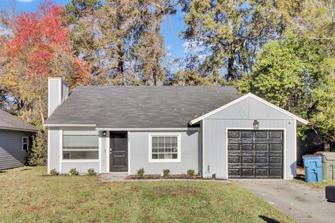 1282 Maryland Drive Ladson SC 29456