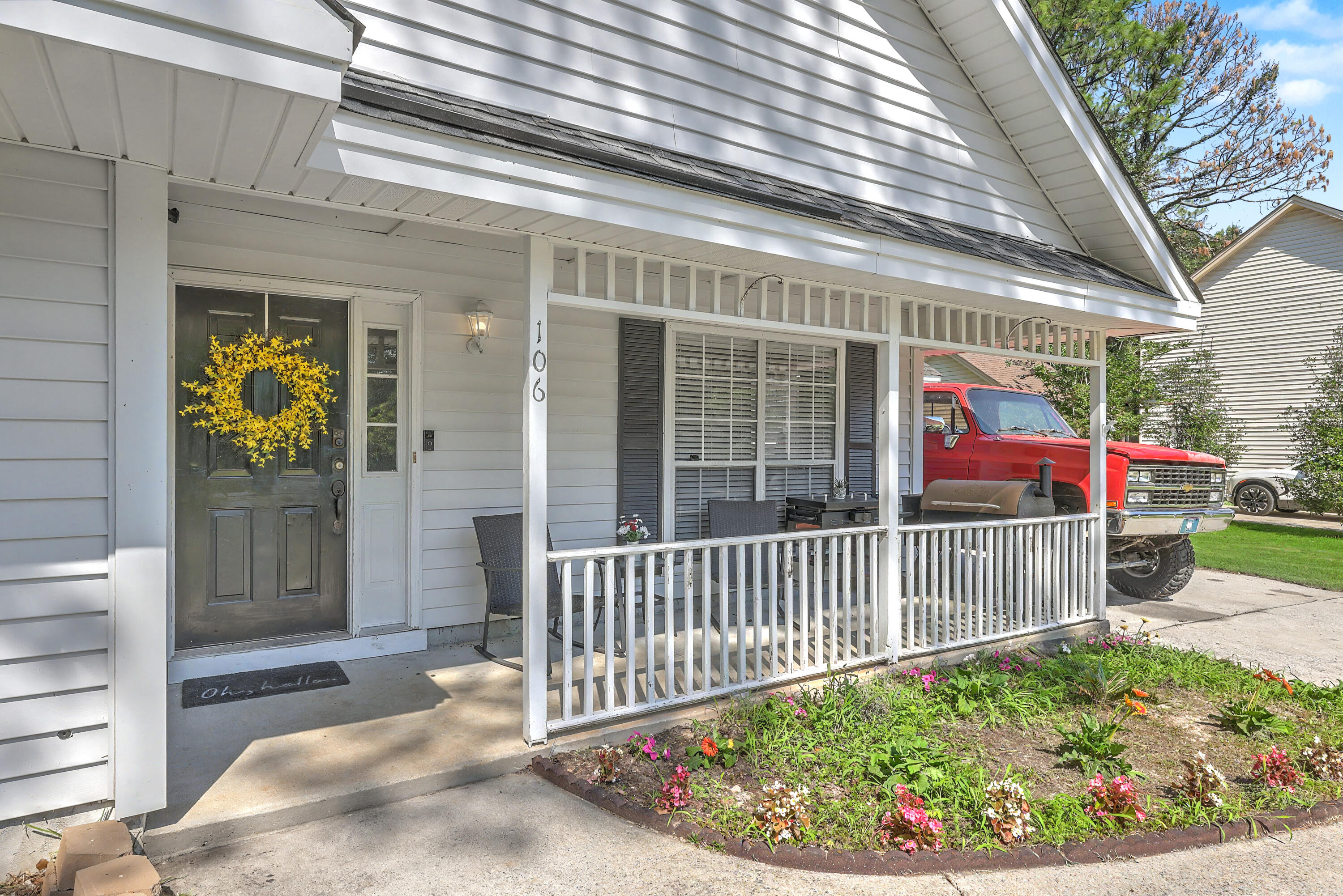 106 Bradd Street