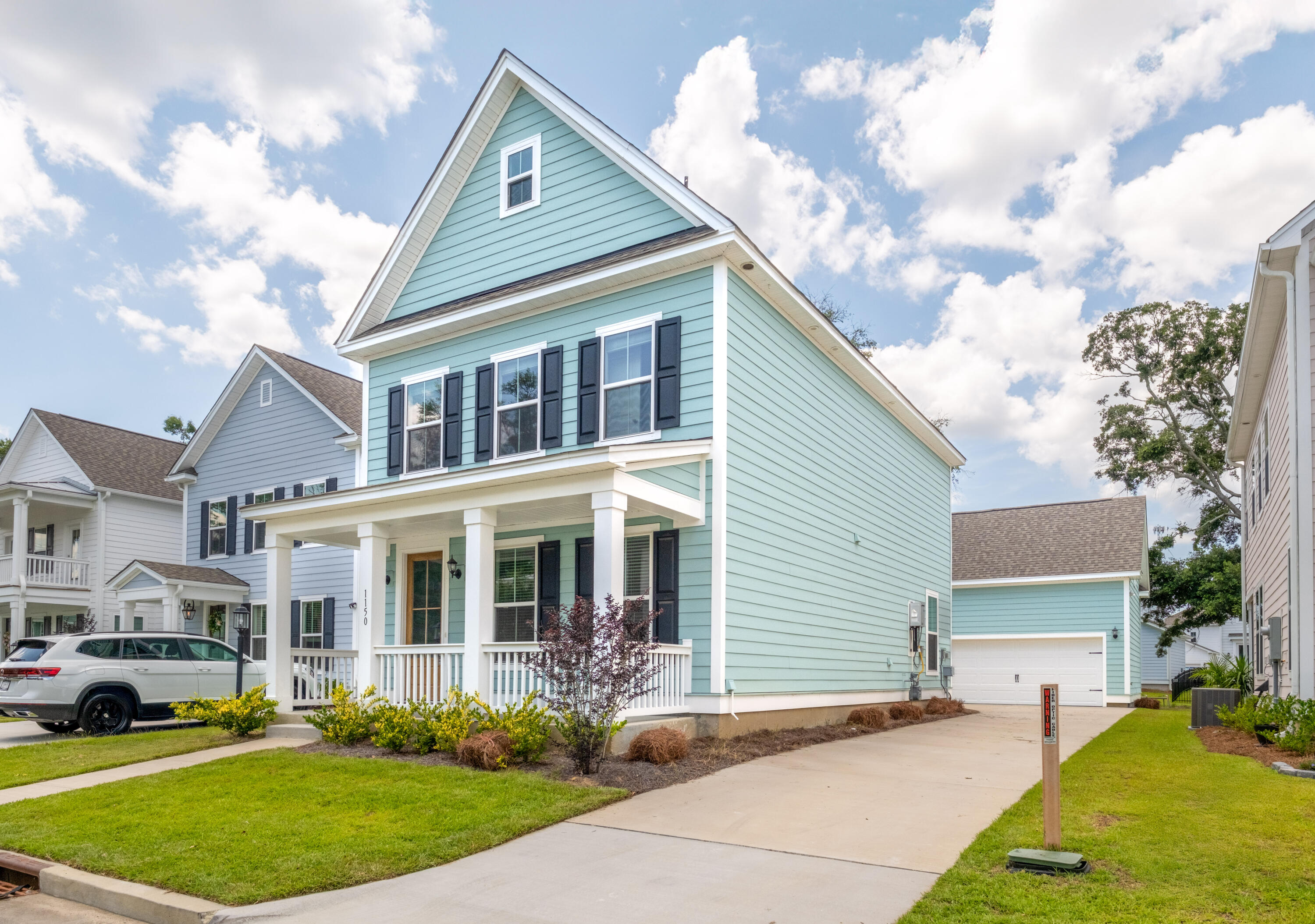 1150 Oak Bluff Avenue