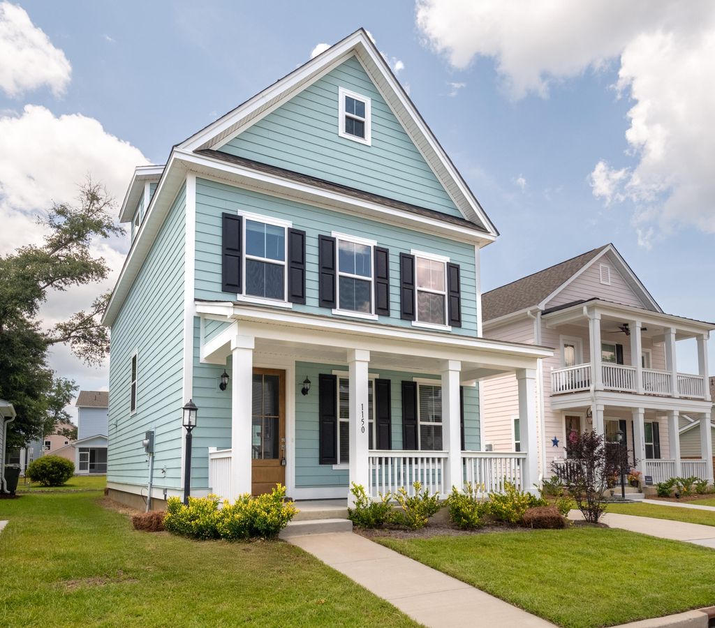 Photo of 1150 Oak Bluff Avenue, Charleston, SC 29492 (MLS # 25017730)