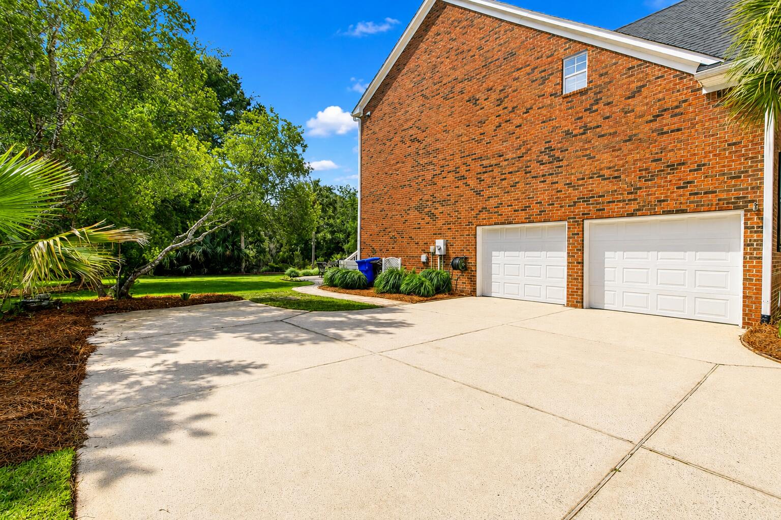 3379 Shagbark Circle