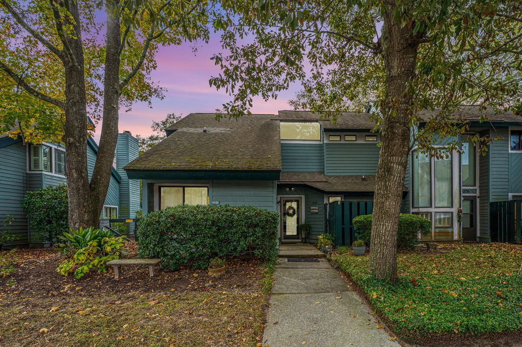 Photo of 1133 Hidden Cove Drive, Mount Pleasant, SC 29464 (MLS # 25031626)