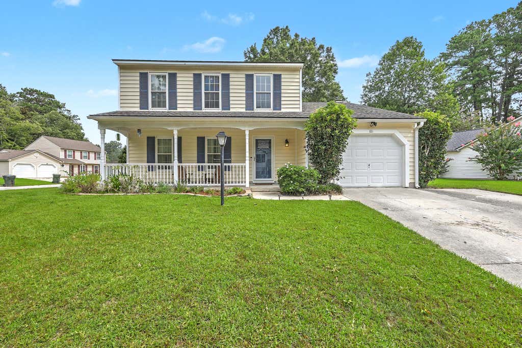 Photo of 101 Margate Circle, Goose Creek, SC 29445 (MLS # 26020110)