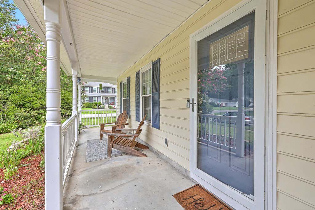 Photo of 101 Margate Circle, Goose Creek, SC 29445 (MLS # 26020110)