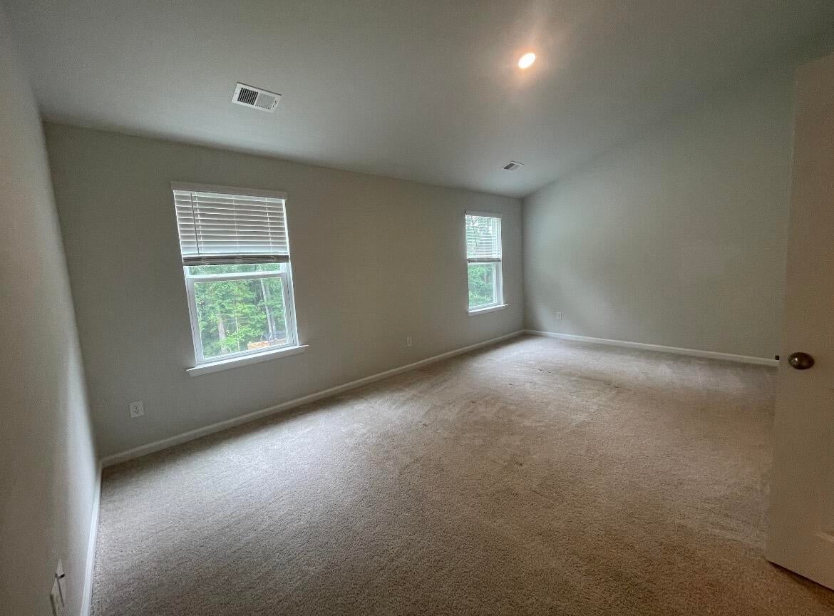 135 E Sunrise Lane