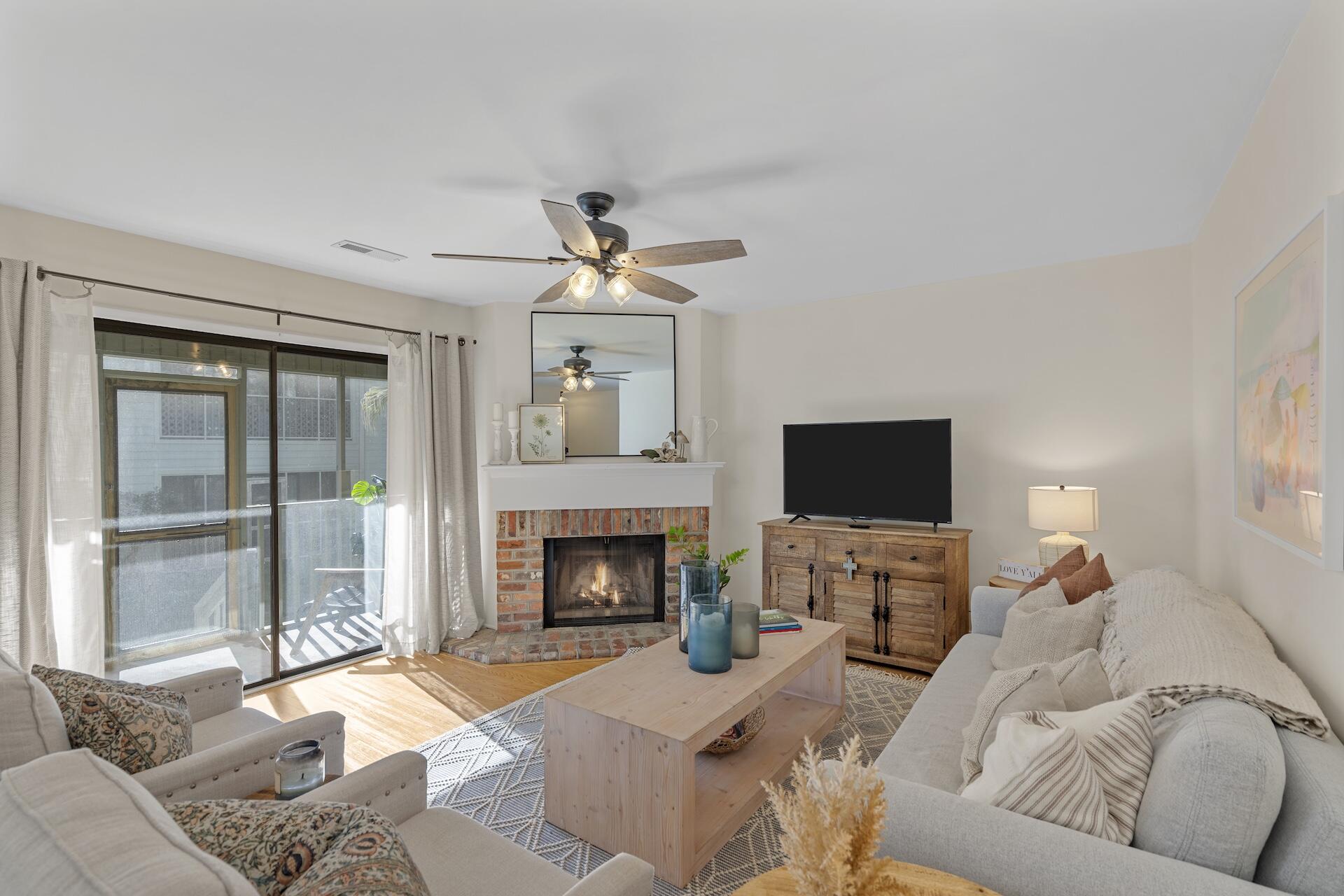 1129 Village Creek Lane 2