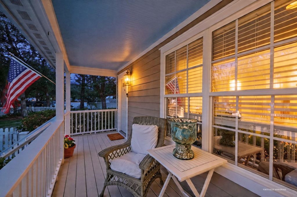 Photo of 920 East Street, Charleston, SC 29407 (MLS # 26010890)