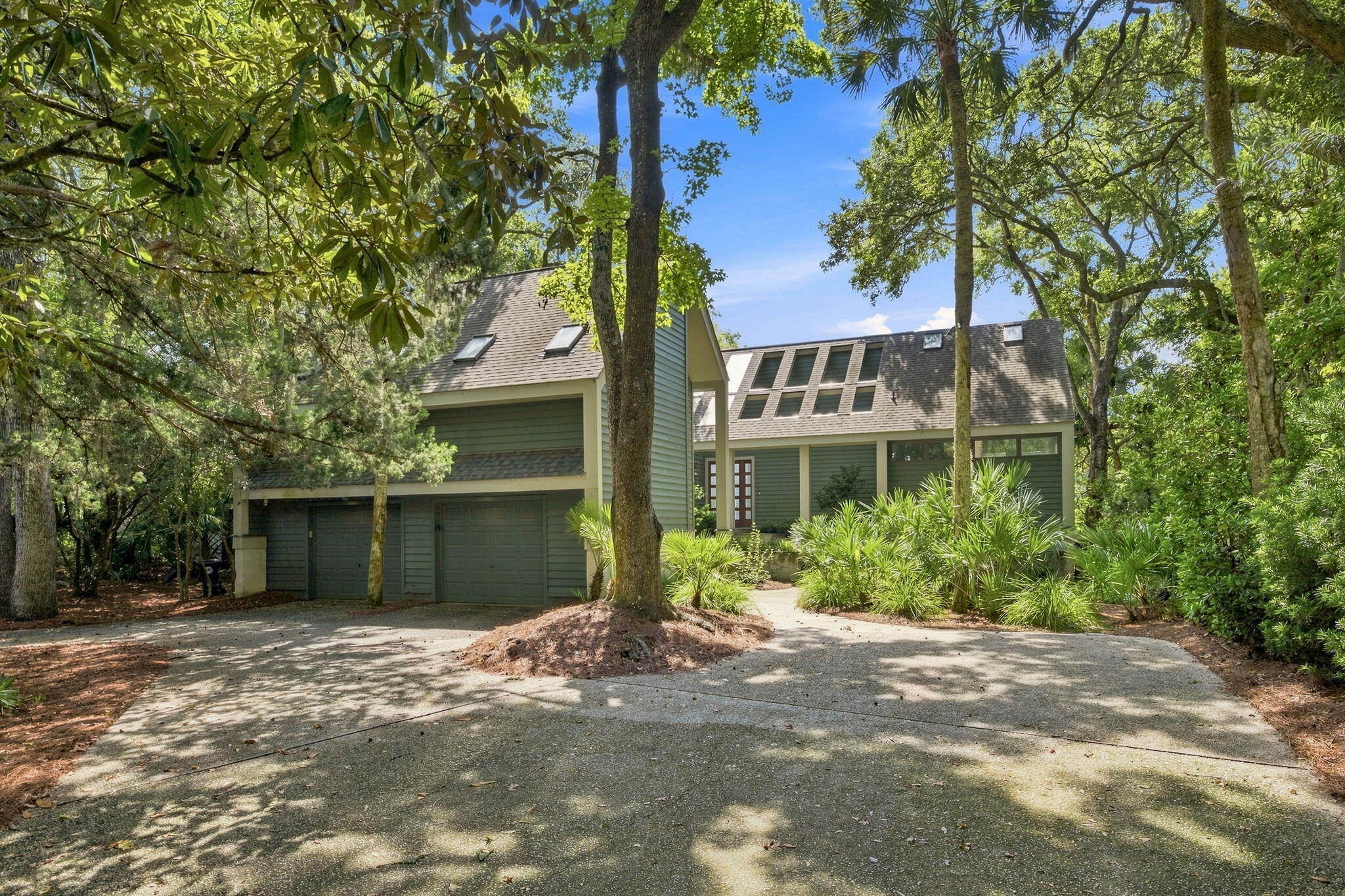 183 Glen Abbey