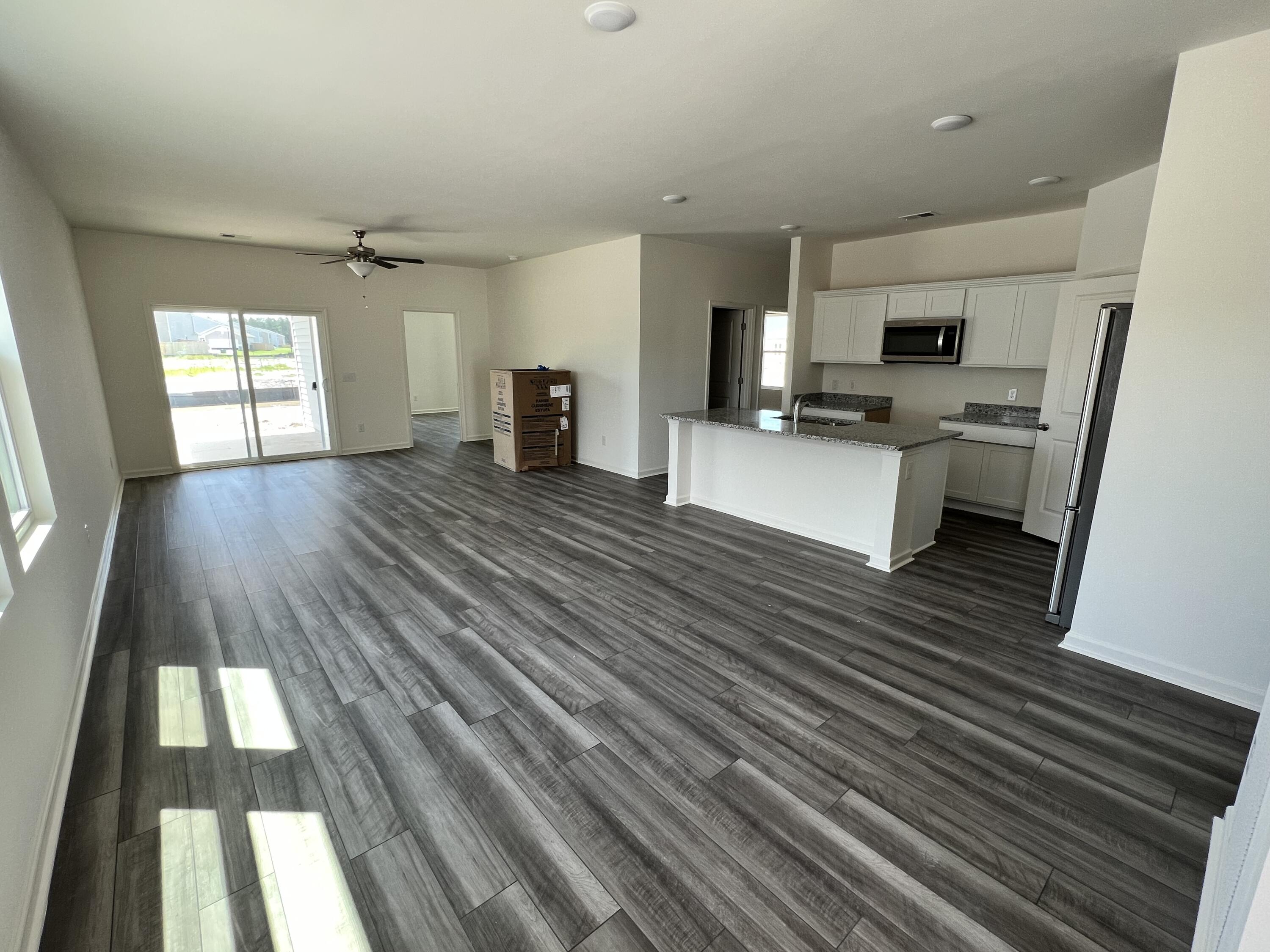 1236 Carriage Wood Circle