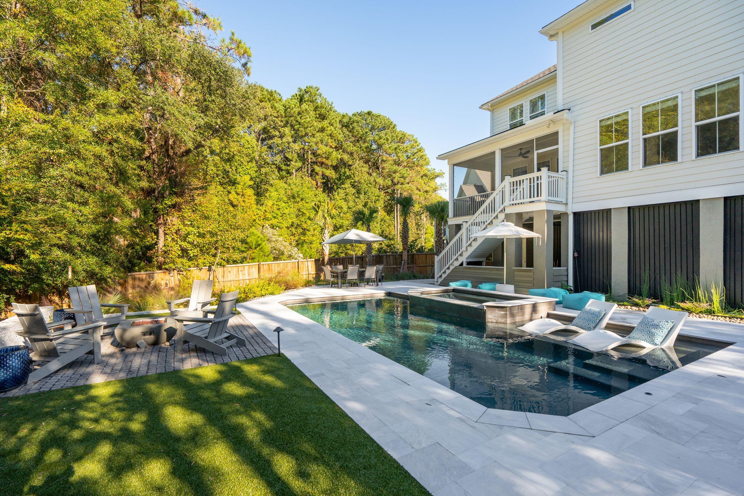 326 Coki Amalie Court