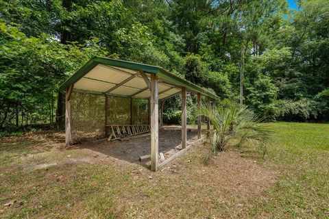 A home in Summerville