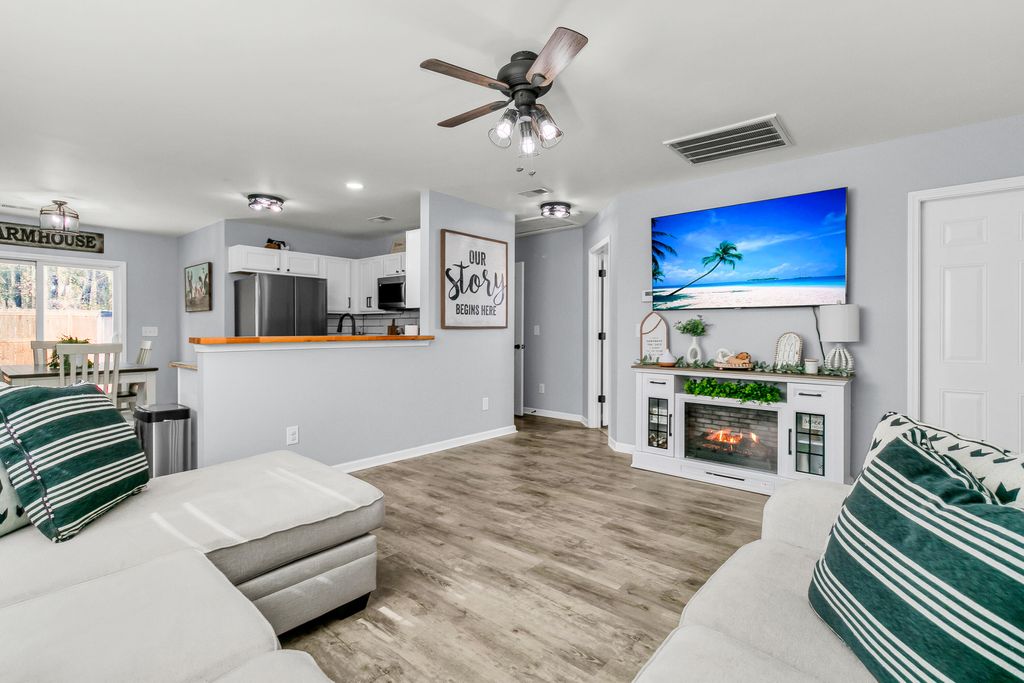 Photo of 178 Keaton Brook Drive, Summerville, SC 29485 (MLS # 26004875)