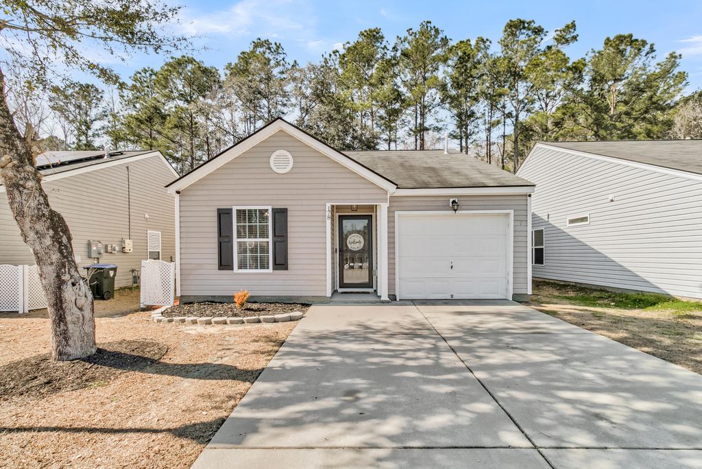 Photo of 178 Keaton Brook Drive, Summerville, SC 29485 (MLS # 26004875)