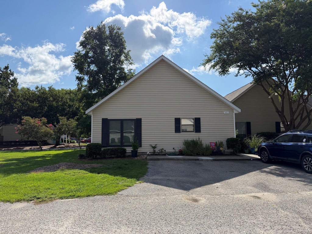 Photo of 923 E Estates Boulevard #A, Charleston, SC 29414 (MLS # 26018285)