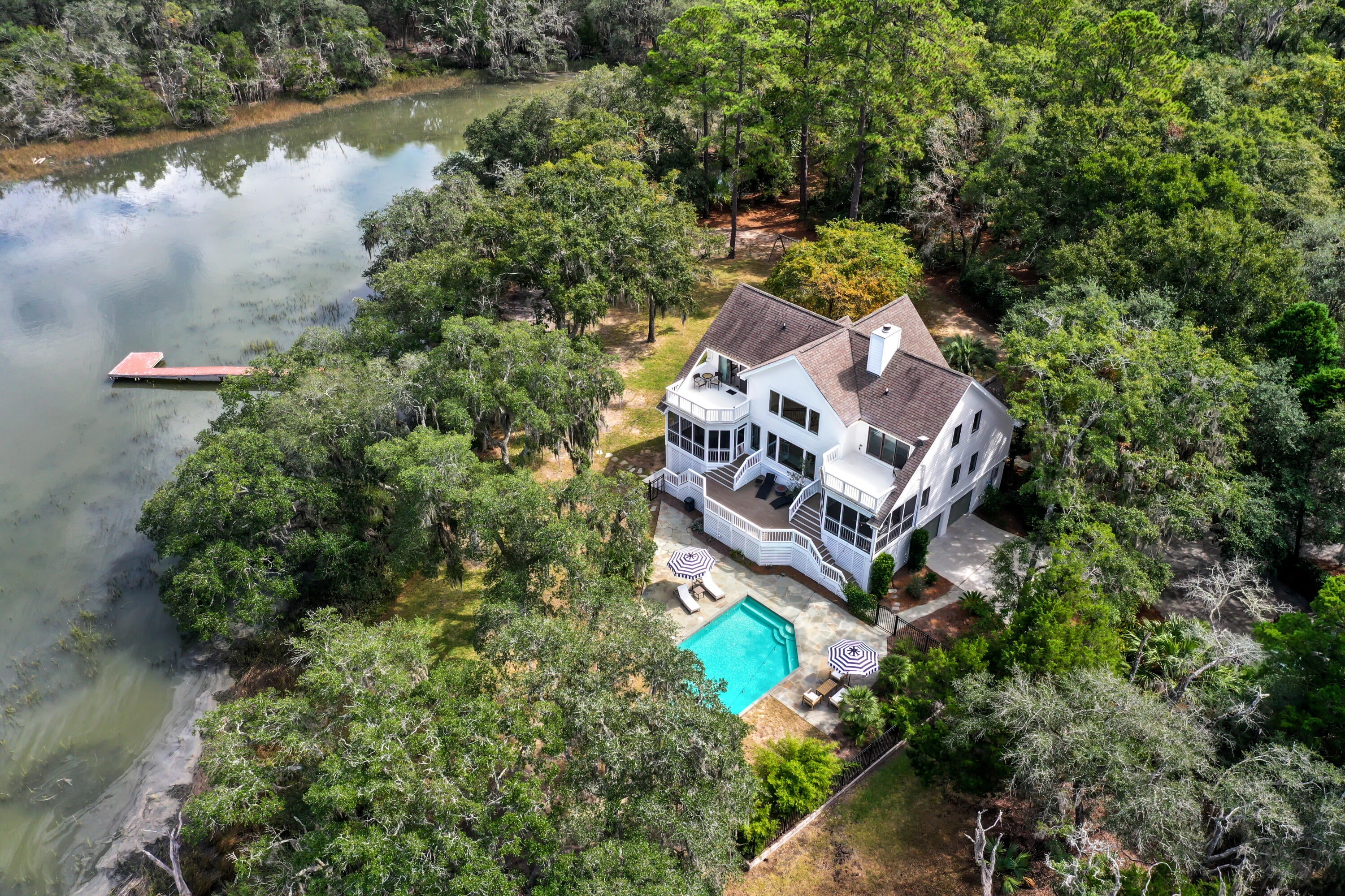 1310 Martins Point Road