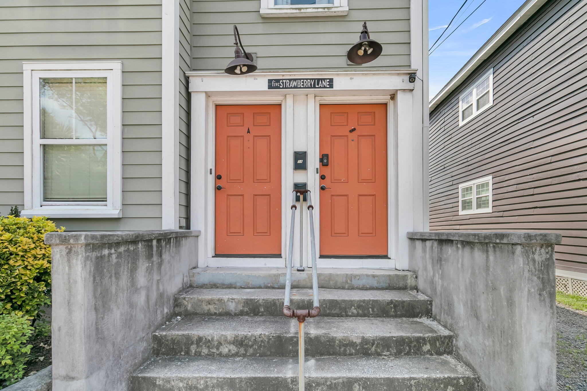 5 Strawberry Lane A And B