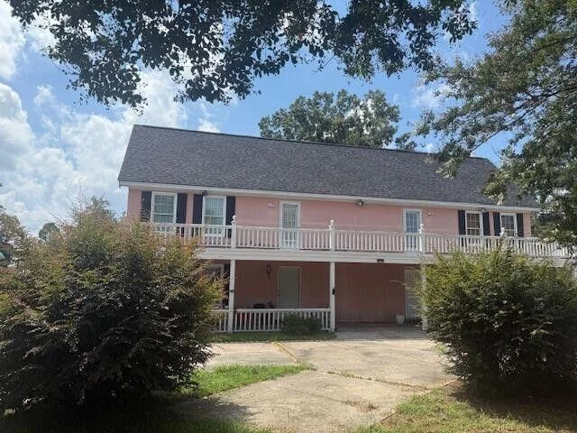 40 W Rigby Street
