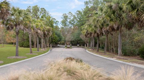 A home in Moncks Corner