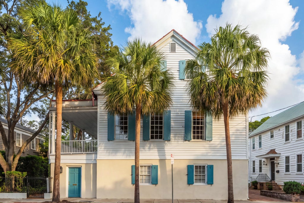 Photo of 19 Gadsden Street, Charleston, SC 29401 (MLS # 26025802)