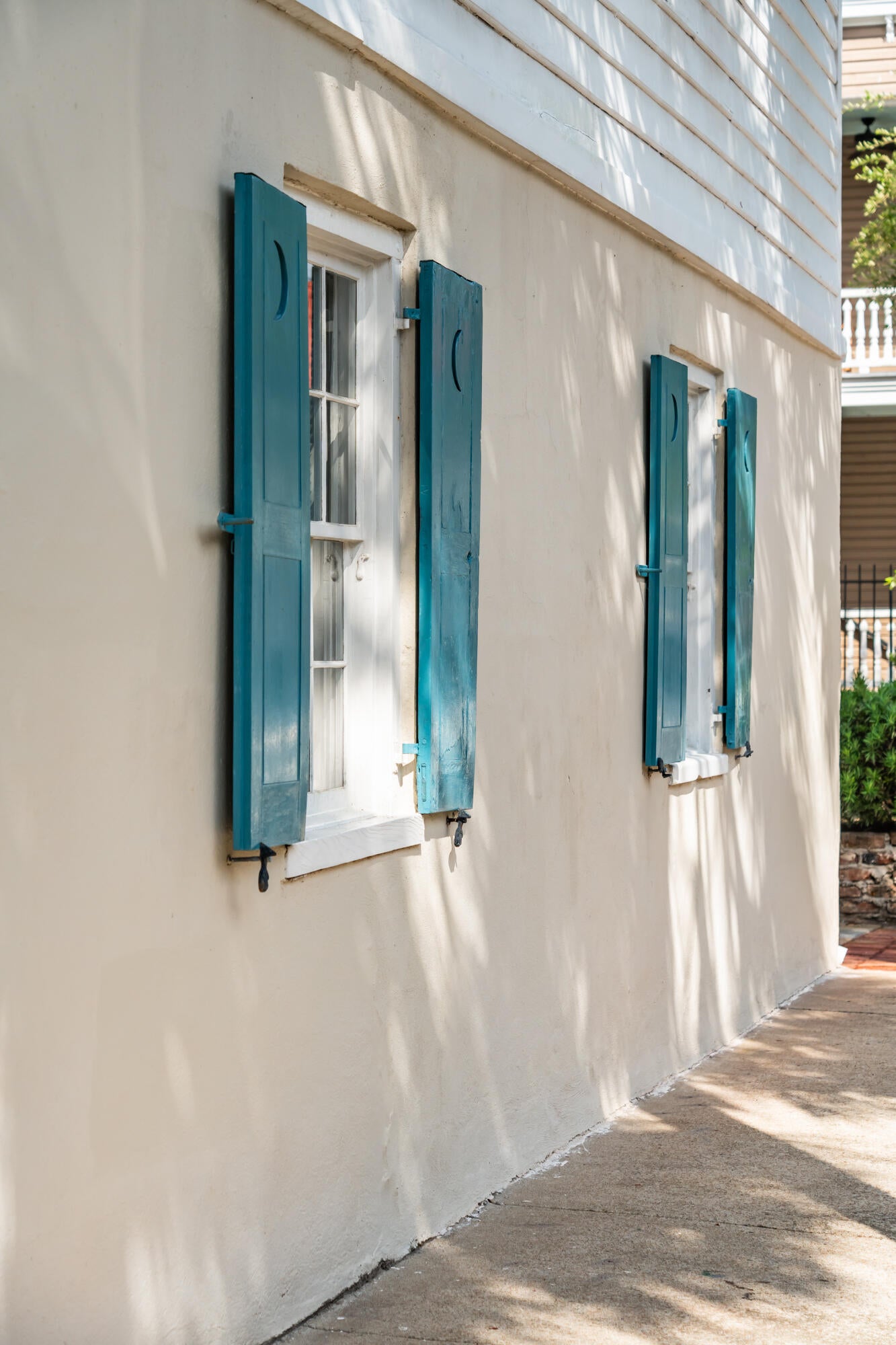 19 Gadsden Street
