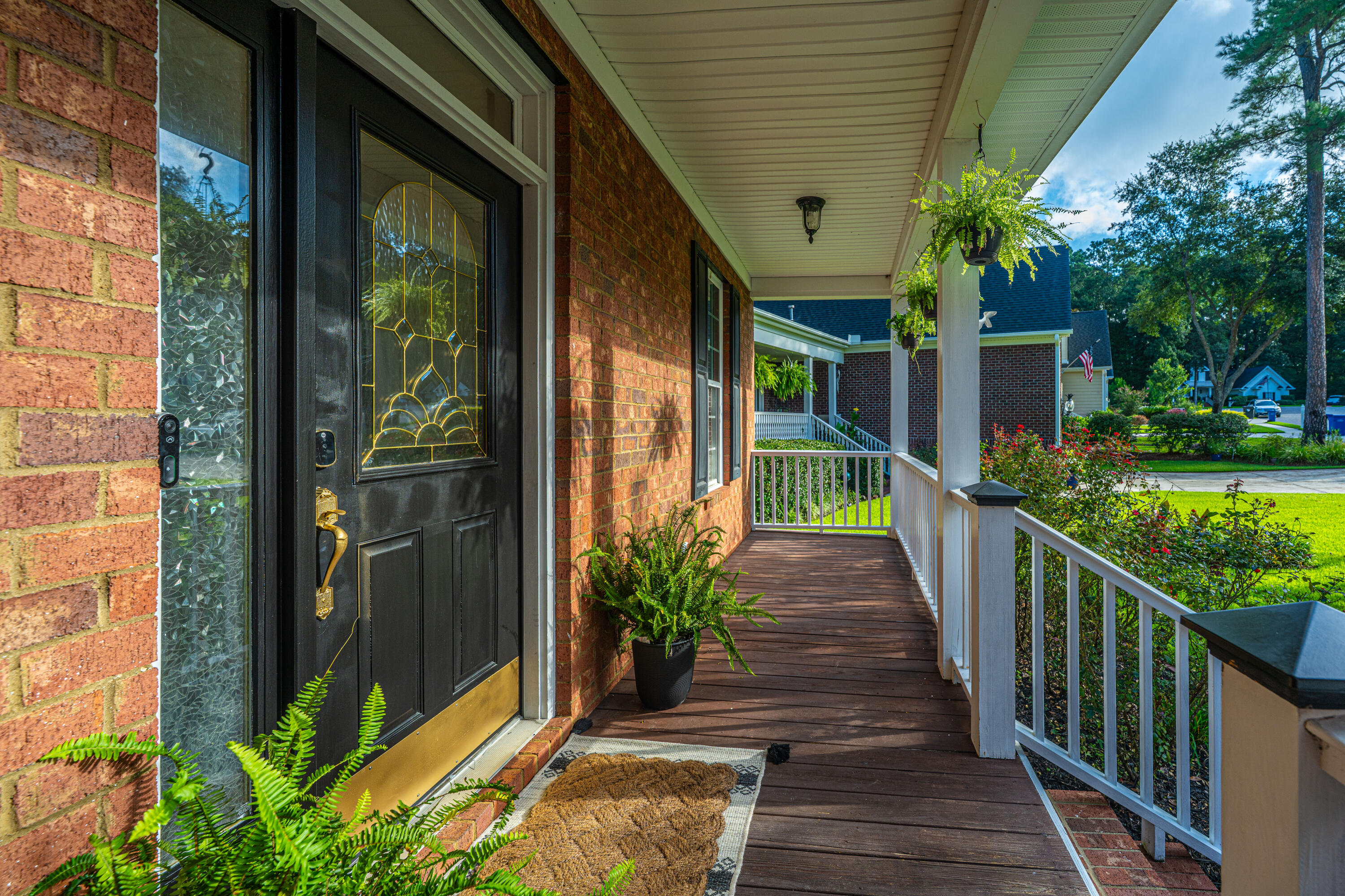 8631 Woodland Walk