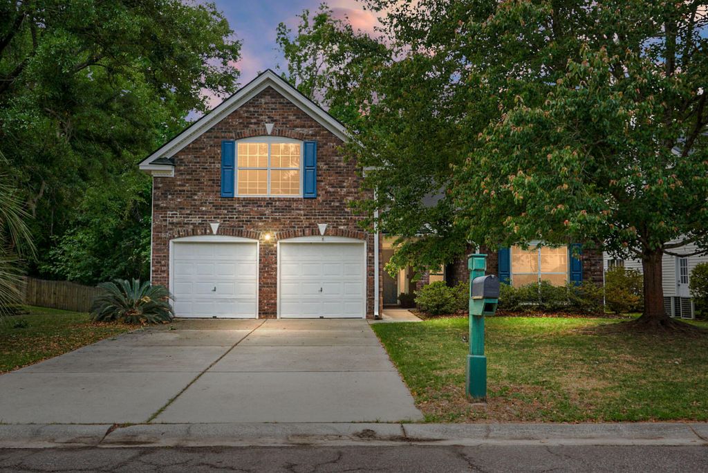 Photo of 108 Marsh Pointe Road, Summerville, SC 29485 (MLS # 26012500)