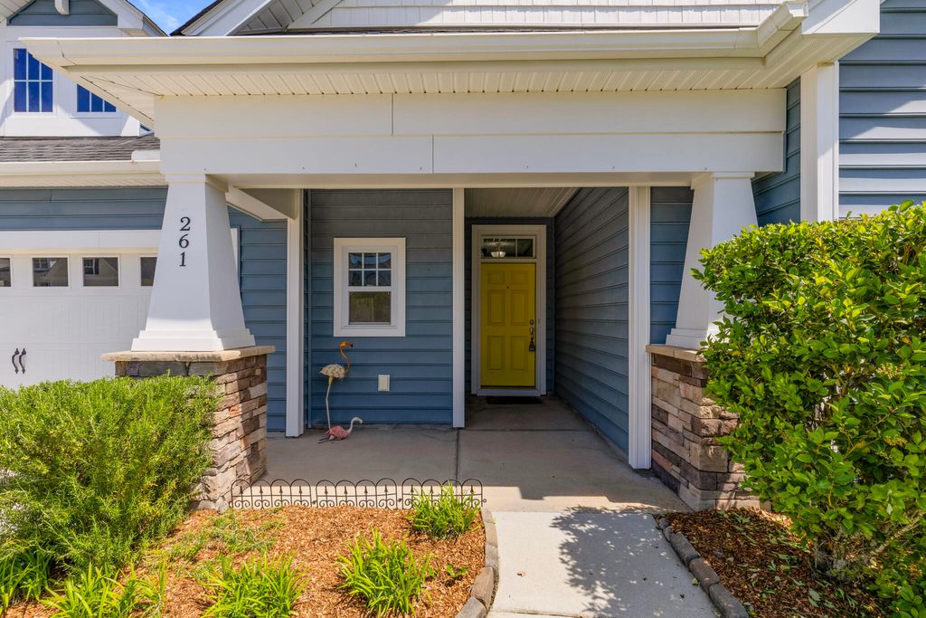 Photo of 261 Topsaw Lane, Moncks Corner, SC 29461 (MLS # 26010730)