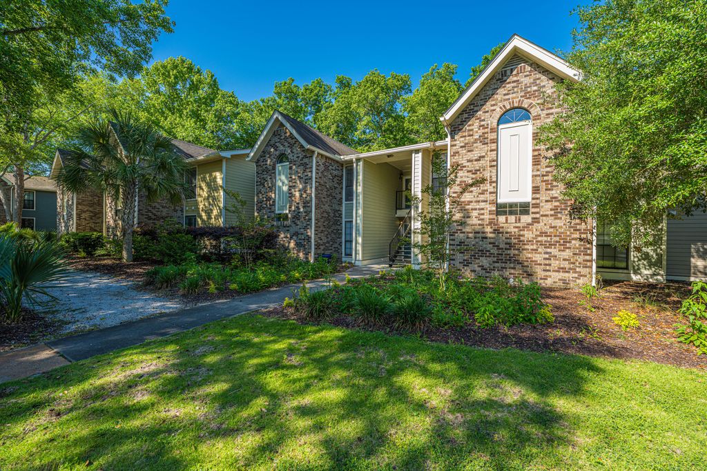 Photo of 1873 Montclair DR #C, Mount Pleasant, SC 29464 (MLS # 26012866)